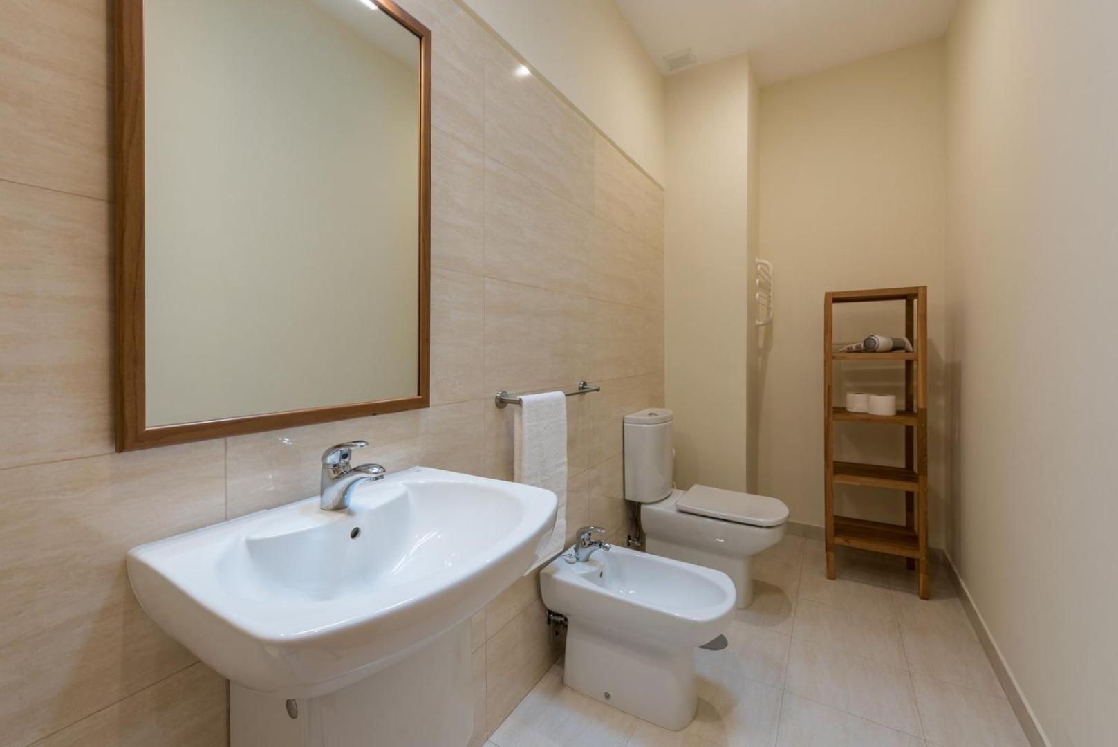 דירות פורטו Guestready - Warm Cocoa Retreat In Cedofeita מראה חיצוני תמונה